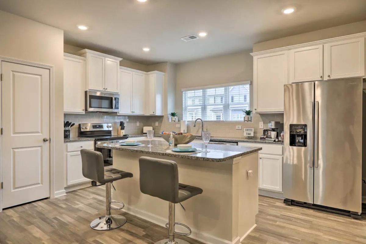Modern 3Br Townhome 10 Mins To Downtown Atl Atlanta Exterior photo